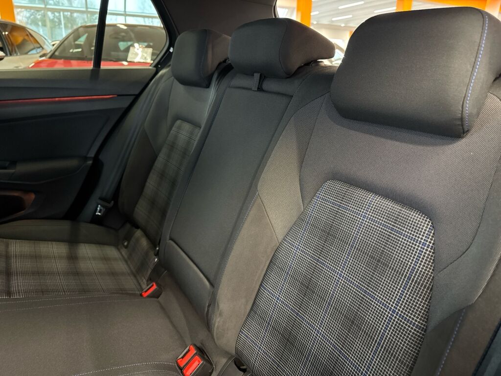 Volkswagen Golf 2021 Harmaa