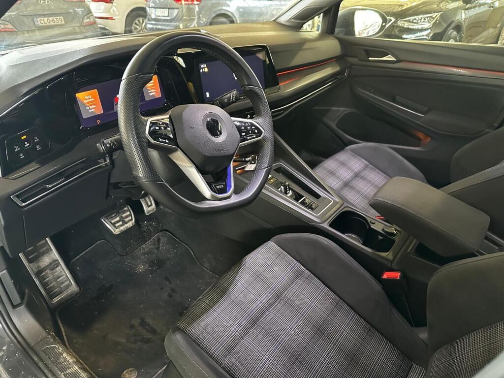 Volkswagen Golf 2021 Harmaa