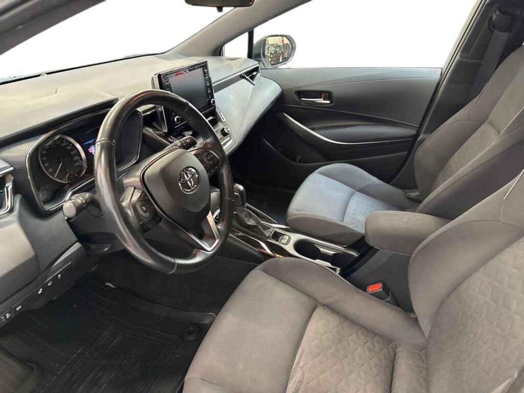 Toyota Corolla 2021 Valkoinen