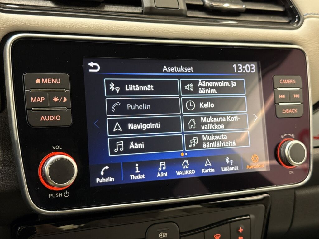 Nissan Leaf 2023 Sininen