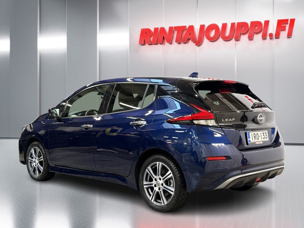Nissan Leaf 2023 Sininen