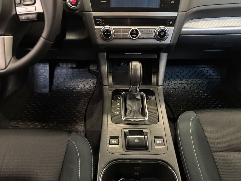 Subaru Outback 2016 Valkoinen