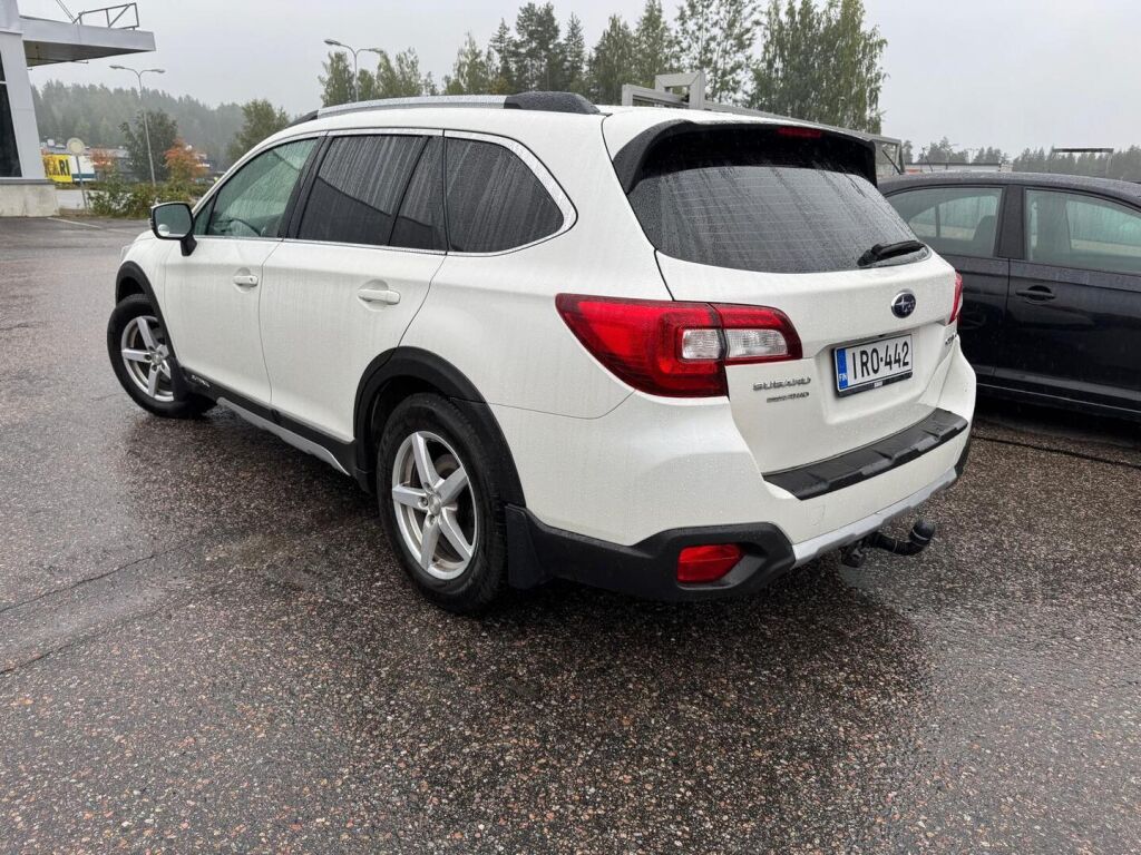 Subaru Outback 2016 Valkoinen