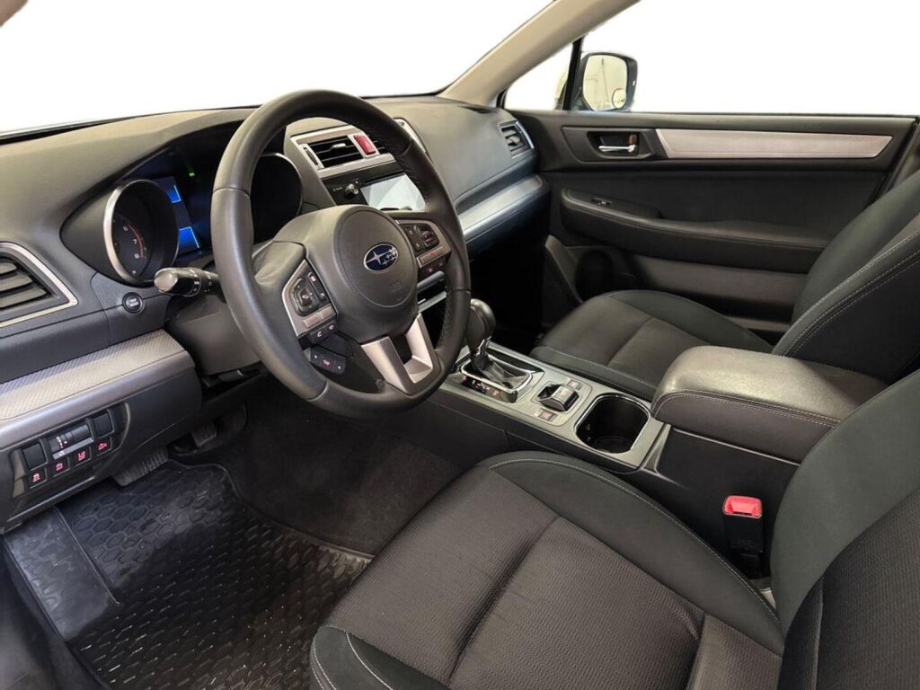 Subaru Outback 2016 Valkoinen