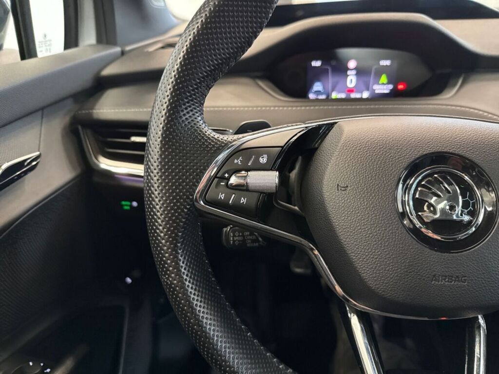 Skoda Enyaq 2023 Harmaa