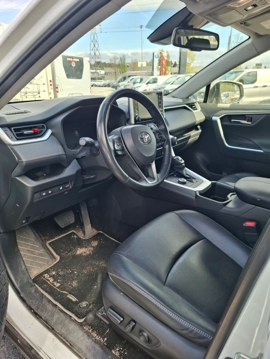 Toyota RAV4 2022 Valkoinen