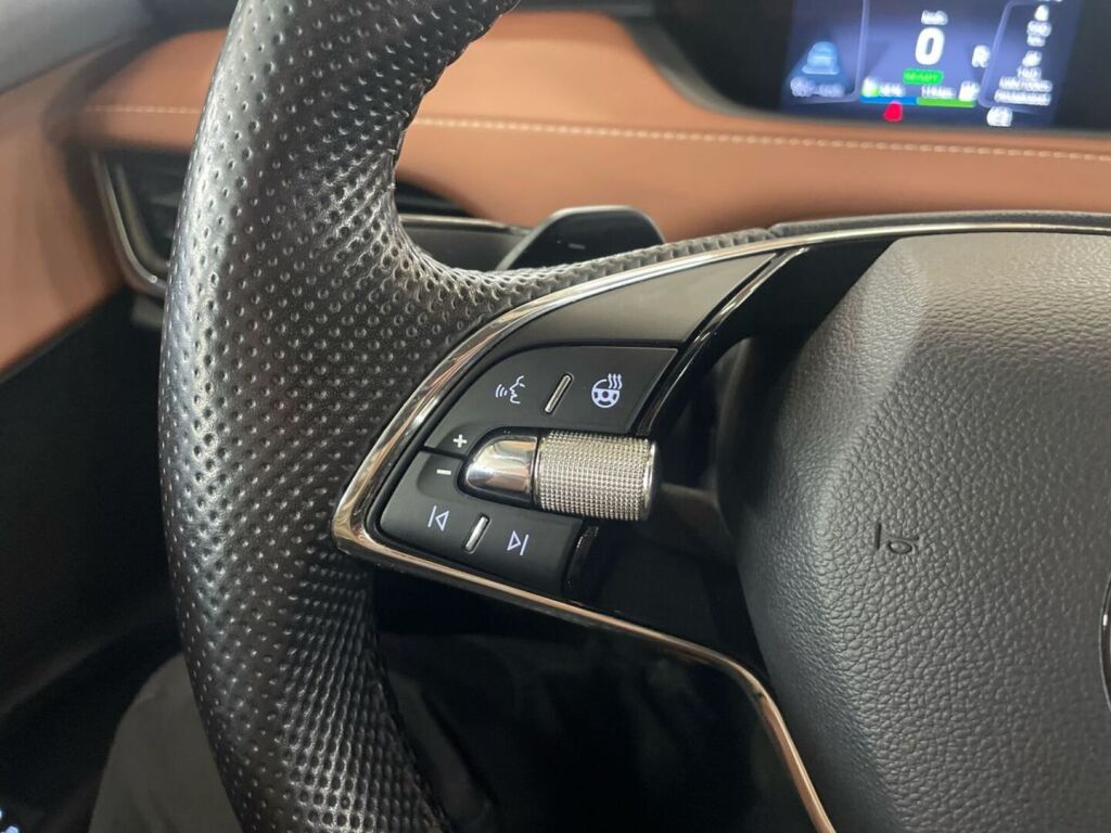 Skoda Enyaq 2021 Valkoinen