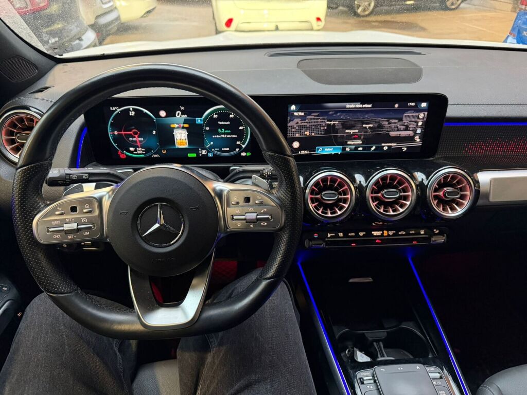 Mercedes-Benz EQB 2022 Valkoinen