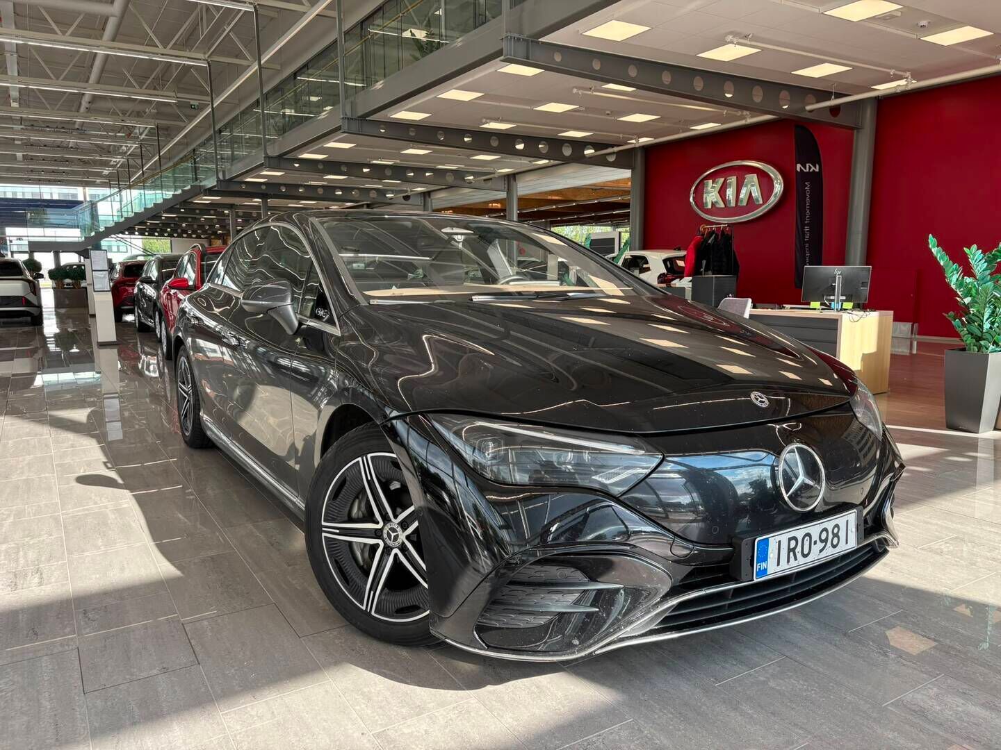 Mercedes-Benz EQE