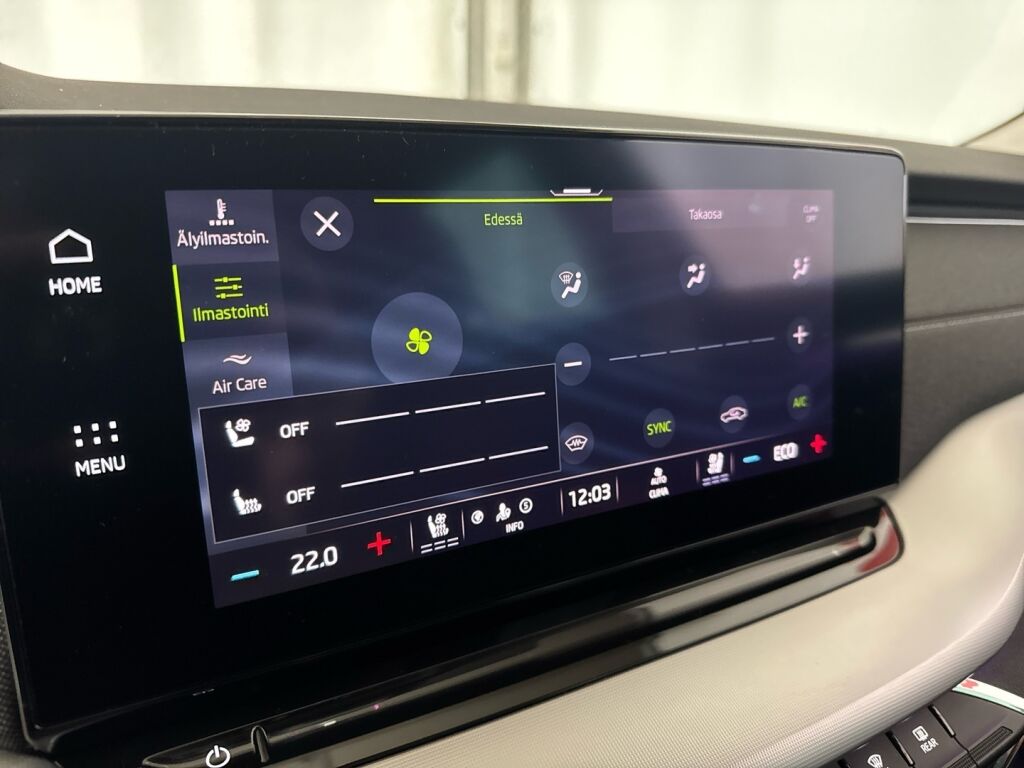 Skoda Octavia 2021 Musta