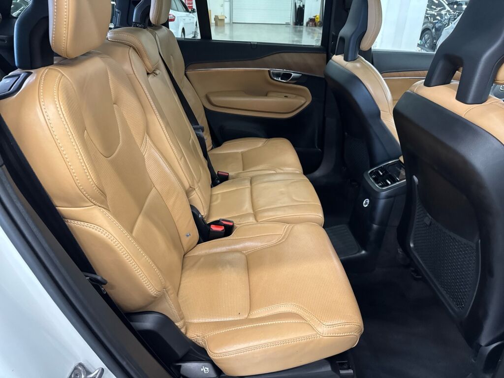 Volvo XC90 2020 Valkoinen