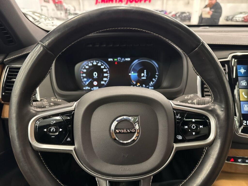 Volvo XC90 2020 Valkoinen