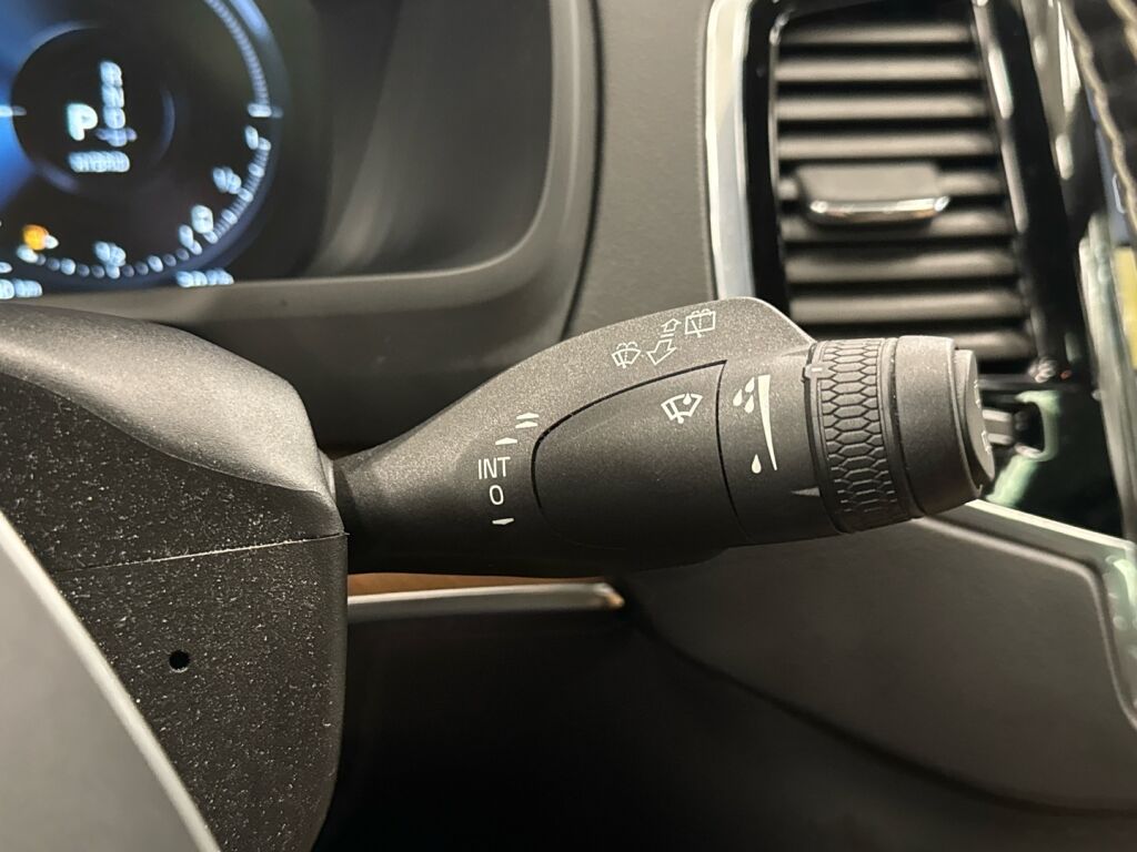 Volvo XC90 2020 Valkoinen