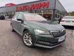 Skoda Superb 2020 Vihreä