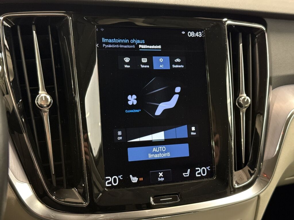 Volvo V60 2021 Musta