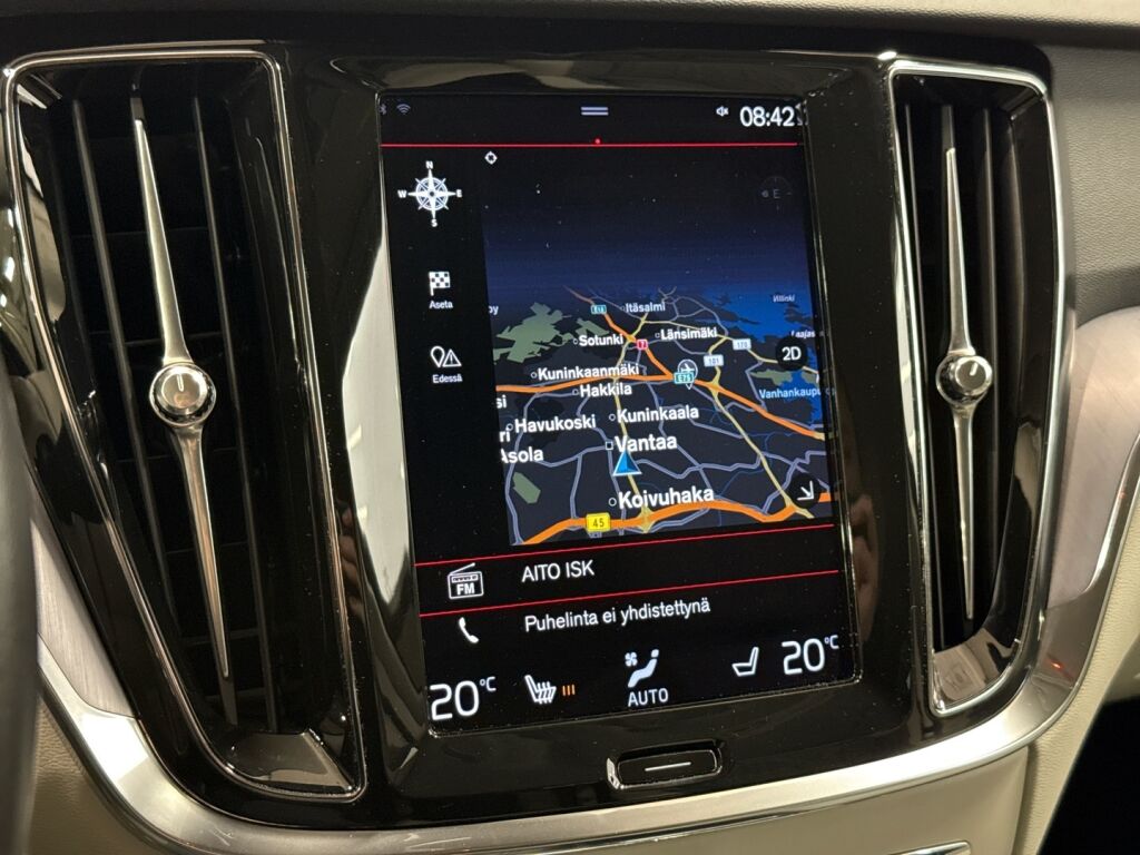 Volvo V60 2021 Musta