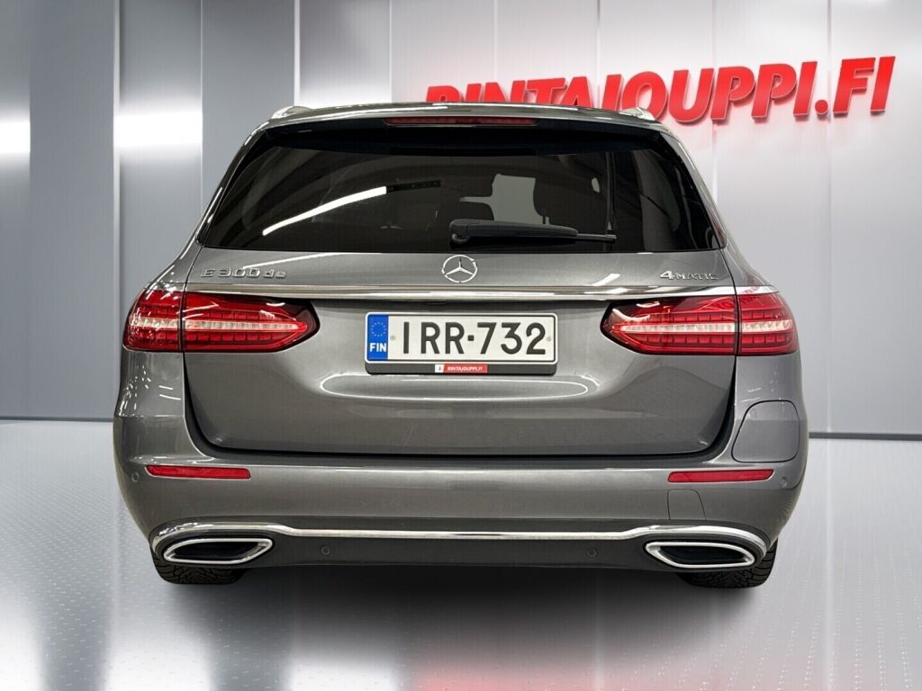 Mercedes-Benz E 2021 Harmaa