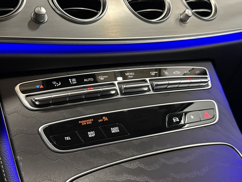 Mercedes-Benz E 2021 Harmaa