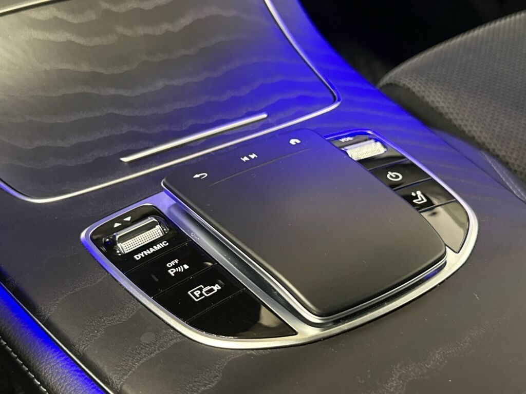 Mercedes-Benz E 2021 Harmaa