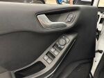 Ford Fiesta 2022 Valkoinen