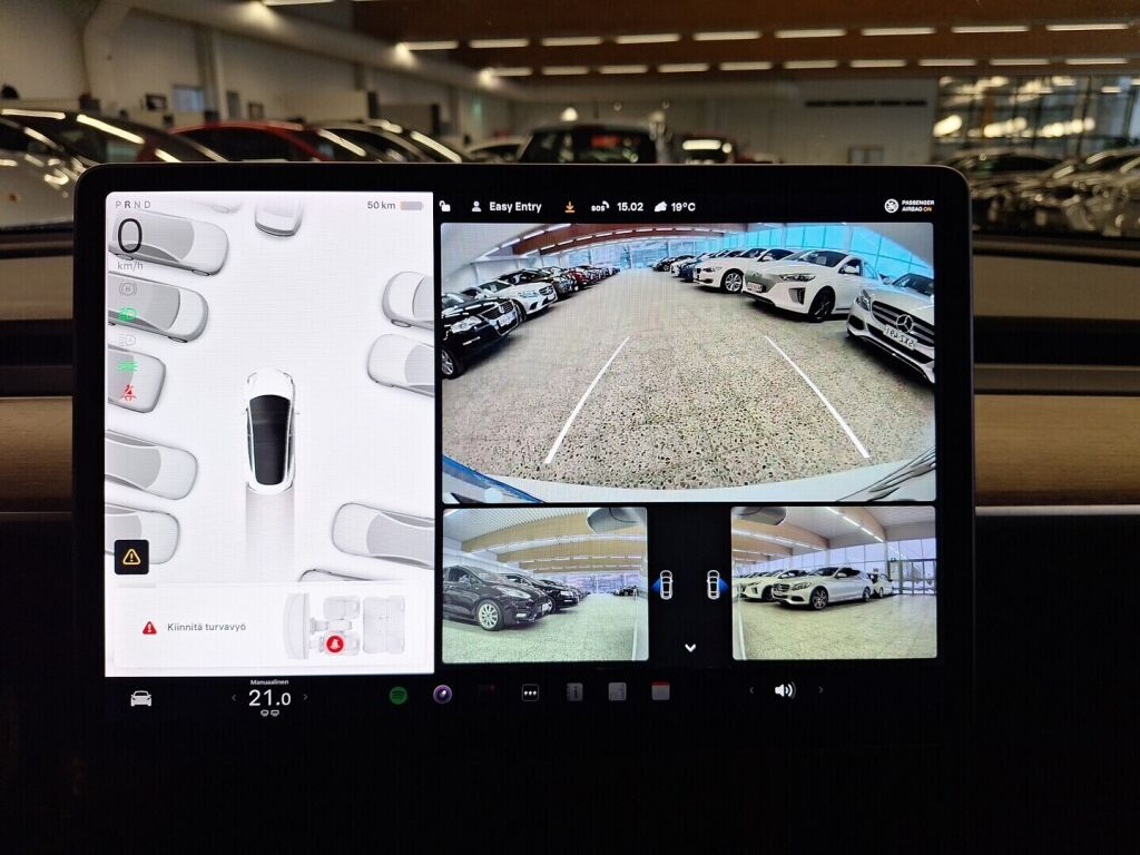 Tesla Model 3 2021 Valkoinen