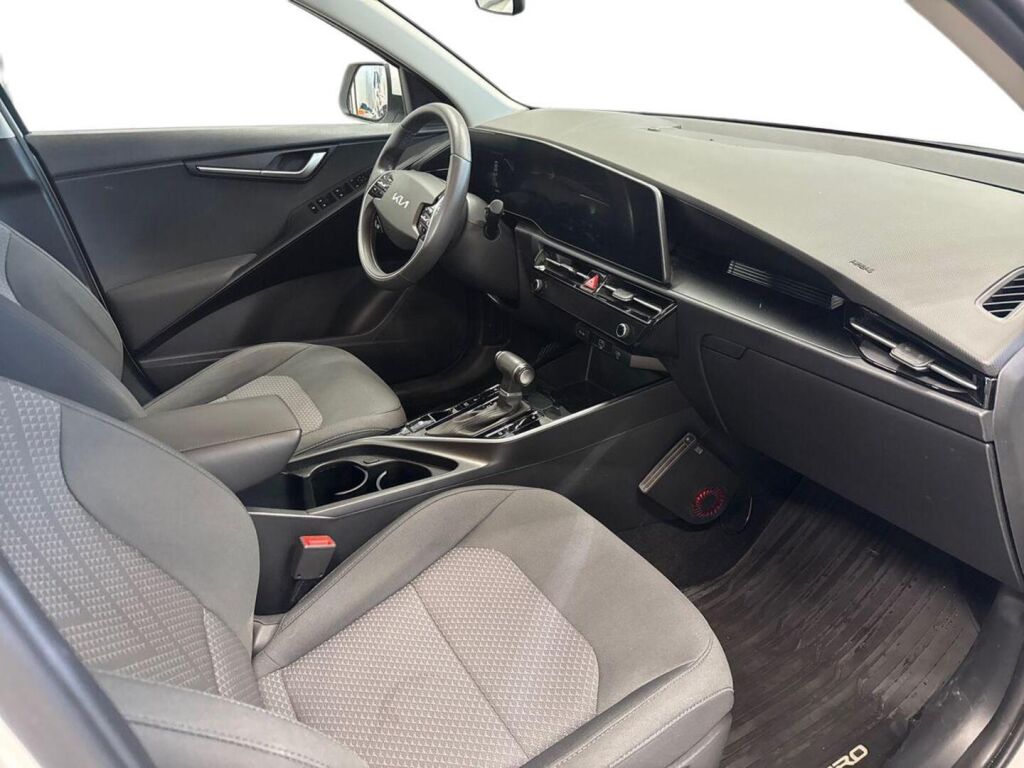 Kia Niro 2025 Valkoinen