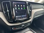 Volvo XC60 2022 Musta