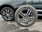 Volvo XC60 2022 Musta