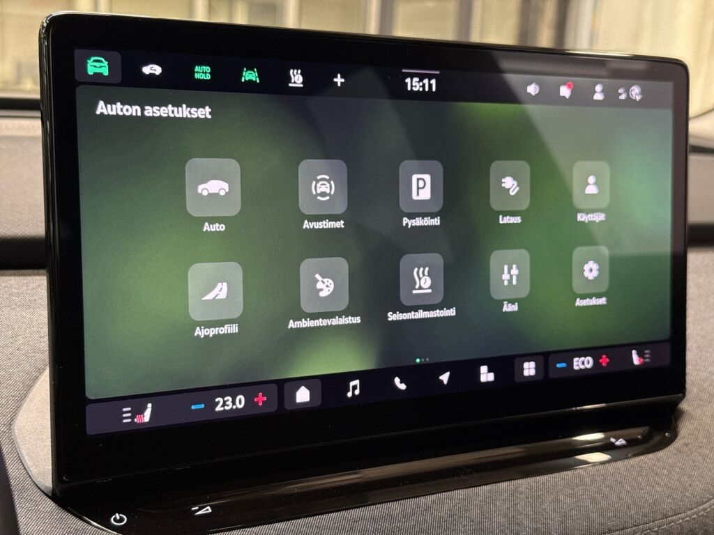 Skoda Enyaq 2024 Musta