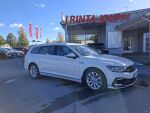 Volkswagen Passat 2021 Valkoinen