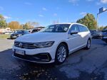 Volkswagen Passat 2021 Valkoinen