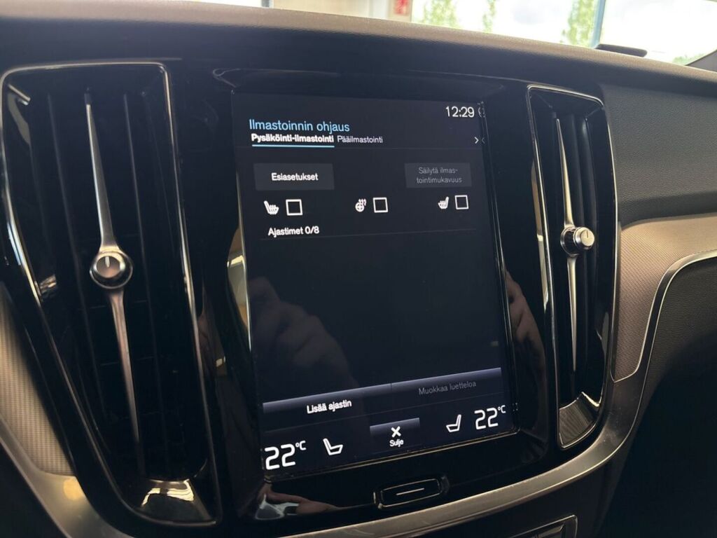 Volvo V60 2020 Harmaa
