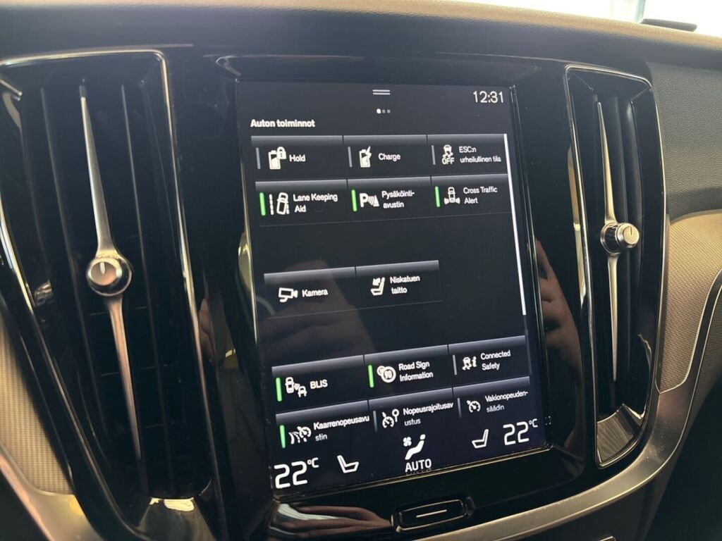 Volvo V60 2020 Harmaa