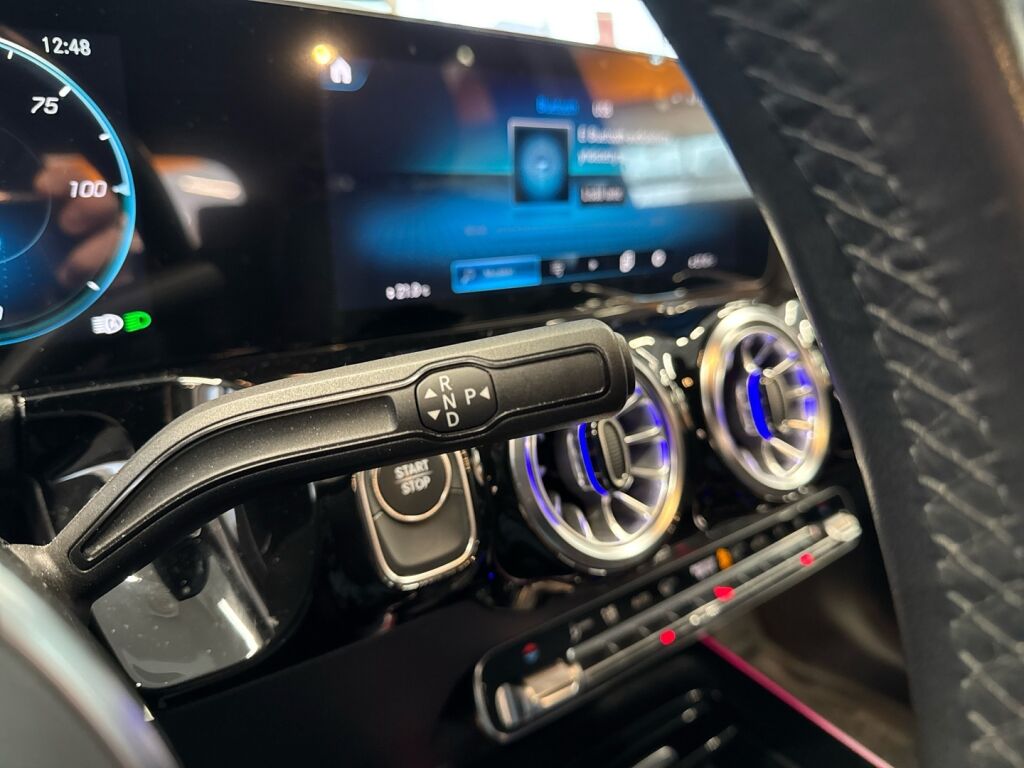 Mercedes-Benz EQA 2023 Sininen