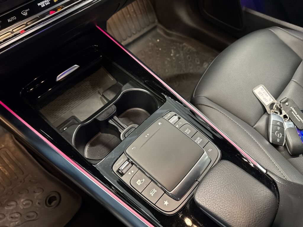 Mercedes-Benz EQA 2023 Sininen