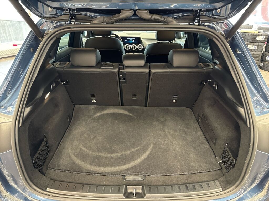 Mercedes-Benz EQA 2023 Sininen