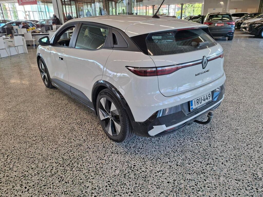 Renault Megane 2022 Valkoinen