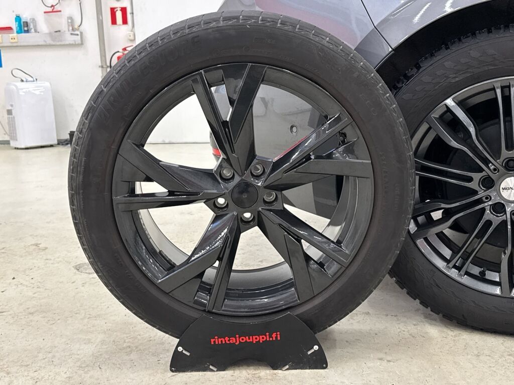 Skoda Enyaq 2022 Harmaa