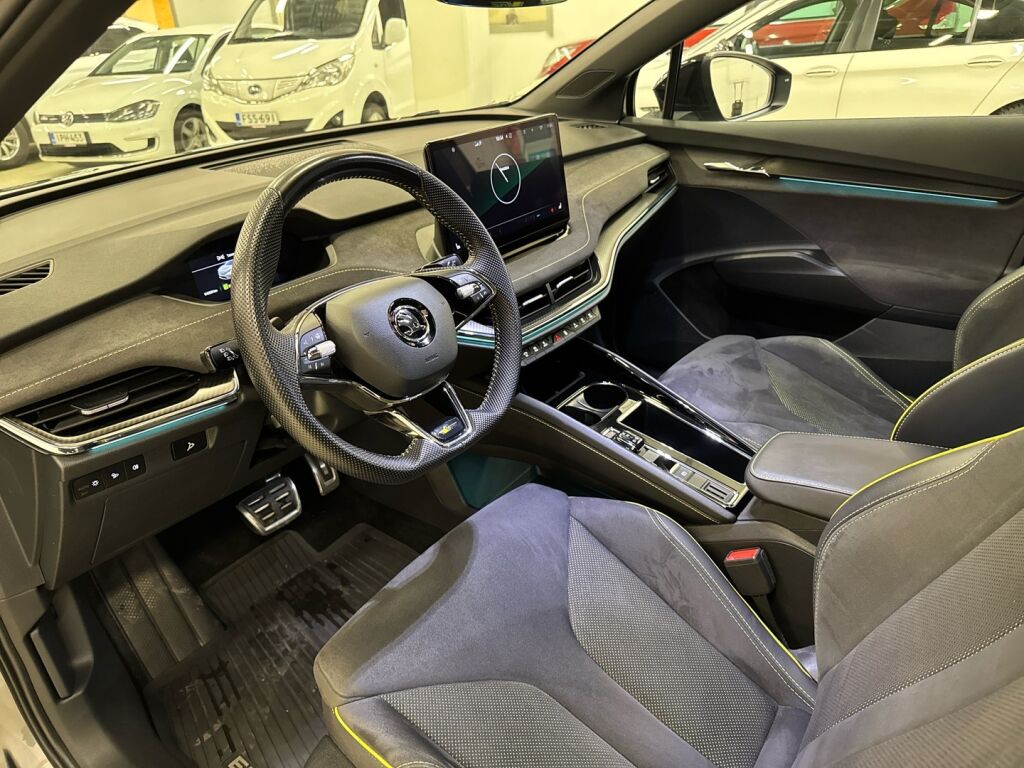 Skoda Enyaq 2022 Harmaa