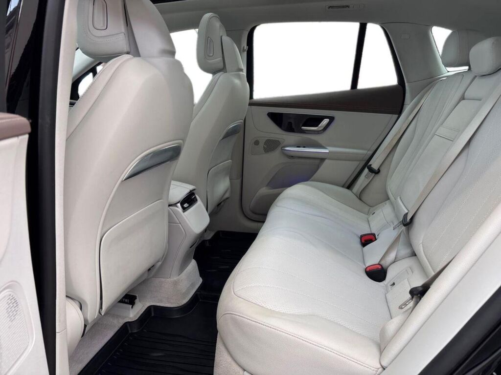 Mercedes-Benz EQE SUV 2024 Musta