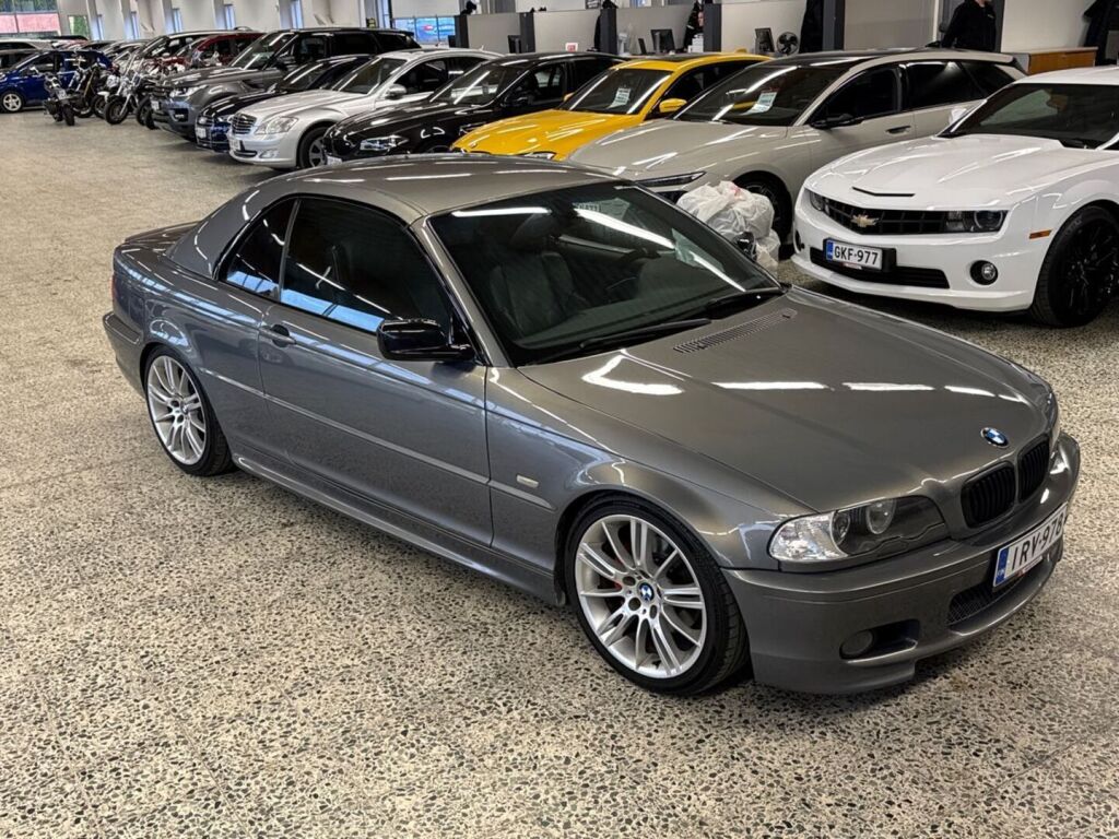 BMW 325 2002 Harmaa