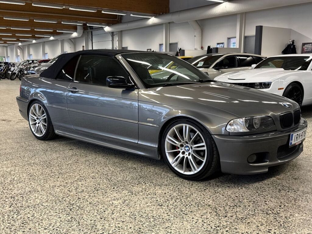 BMW 325 2002 Harmaa