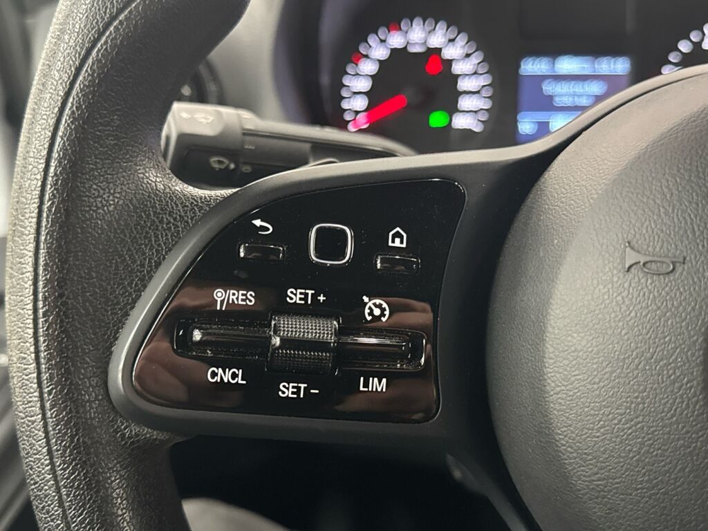 Mercedes-Benz Sprinter 2023 Valkoinen