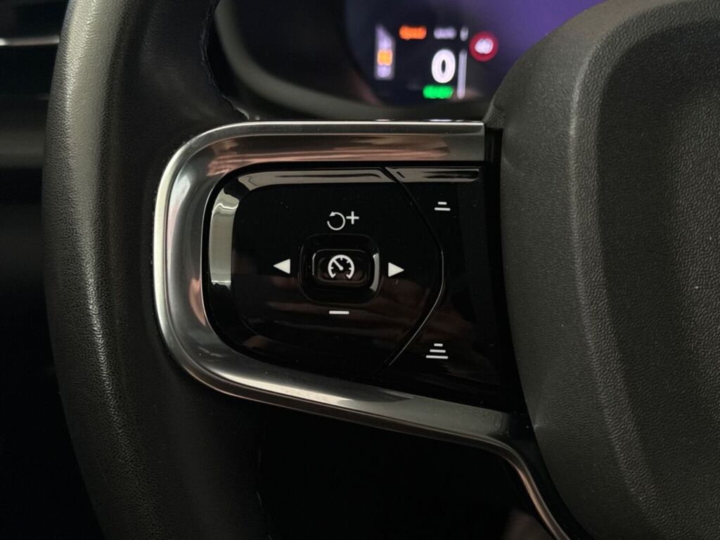 Polestar 2 2021 Harmaa