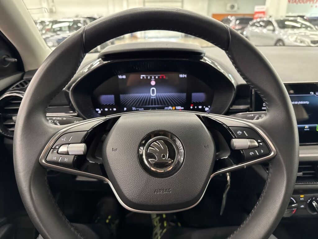 Skoda Fabia 2024 Valkoinen