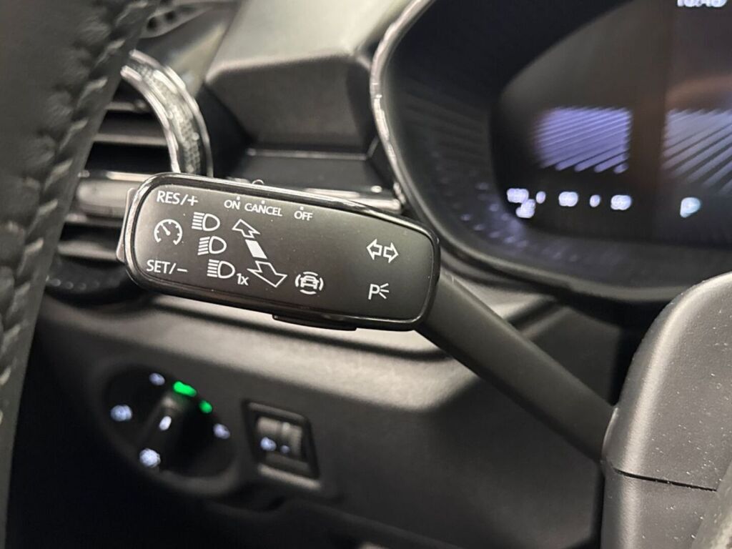 Skoda Fabia 2024 Valkoinen