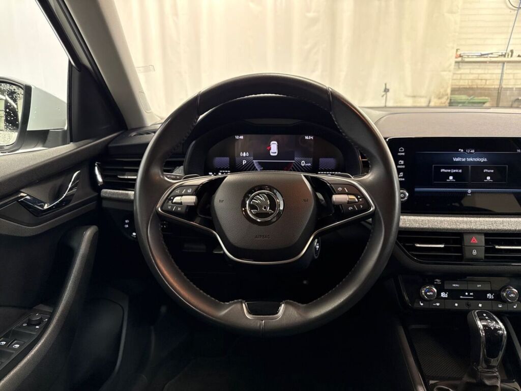 Skoda Kamiq 2024 Valkoinen