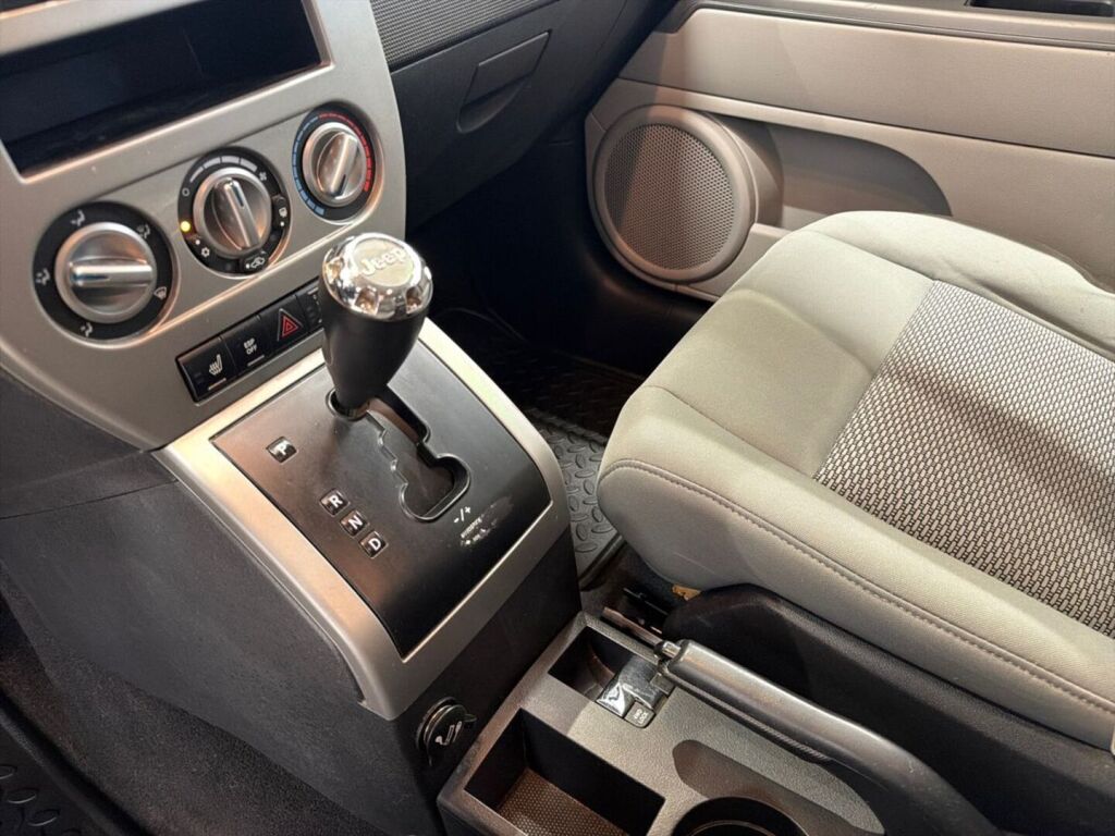 Jeep Compass 2006 Punainen