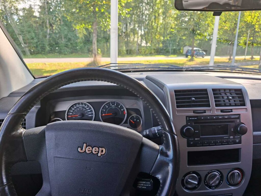 Jeep Compass 2006 Punainen