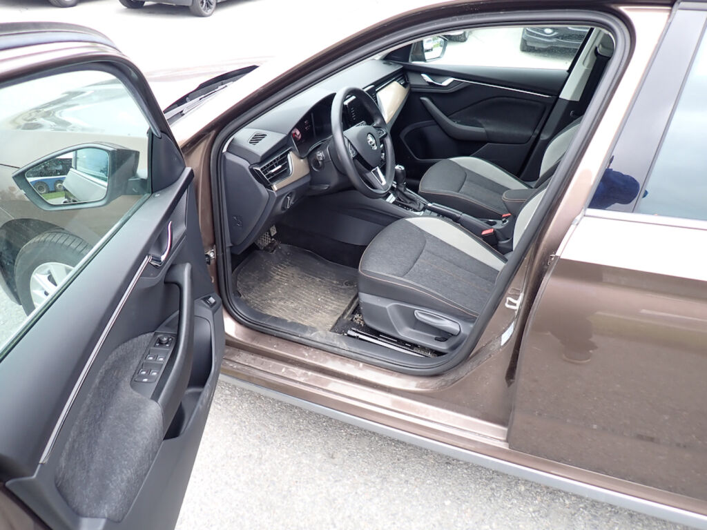 Skoda Kamiq 2020 Ruskea (beige)